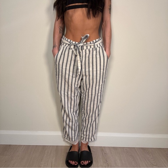 American Eagle Outfitters Striped Straight Leg Pants - Black and White - Picture 2 of 4